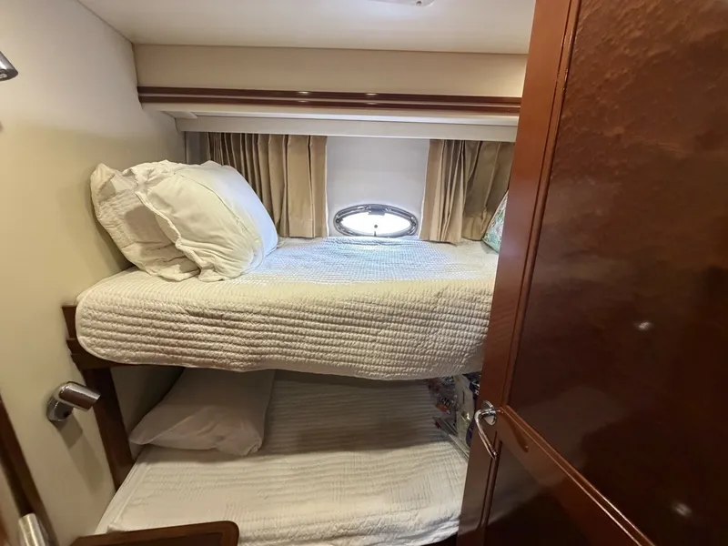 Slide: The Image of Carver Yachts 56 VOYAGER 2006 - 7585232