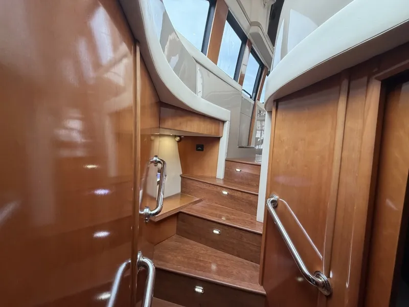 Slide: The Image of Carver Yachts 56 VOYAGER 2006 - 7585221