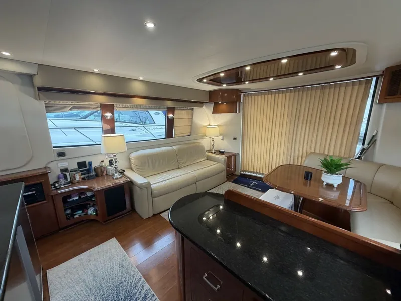 Slide: The Image of Carver Yachts 56 VOYAGER 2006 - 7585216