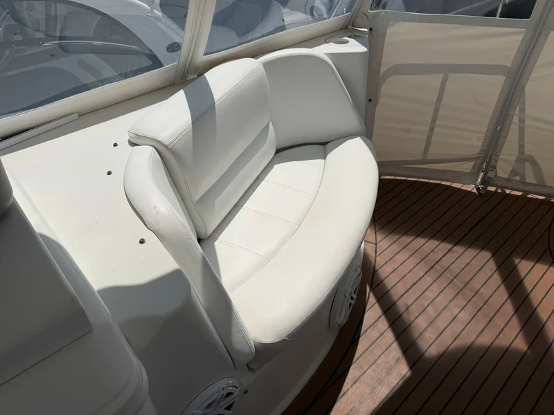 Slide: The Image of Carver Yachts 56 VOYAGER 2006 - 8429720