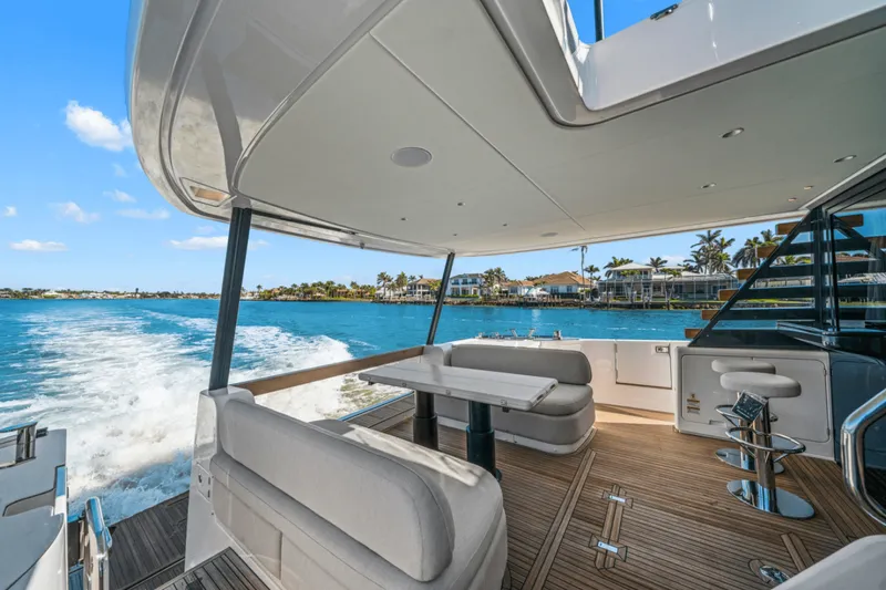 Slide: The Image of Azimut Magellano 60 2025 - 5121271