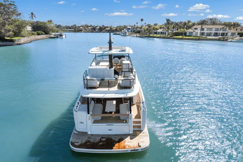 Slide: The Image of Azimut Magellano 60 2025 - 5121254