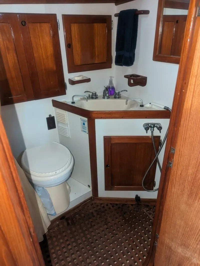 Slide: The Image of Bristol 45 1983 - 5022738