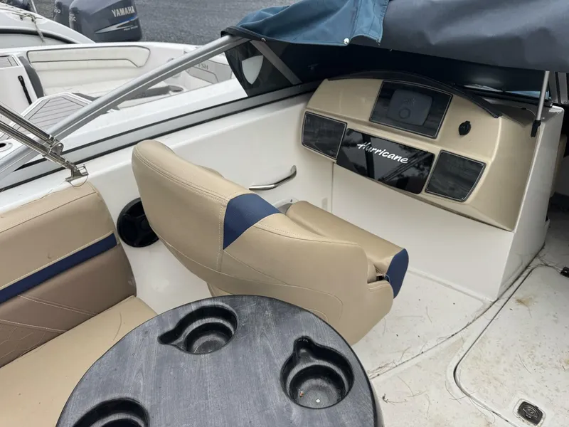 Slide: The Image of Hurricane SunDeck 191 OB 2019 - 5428948