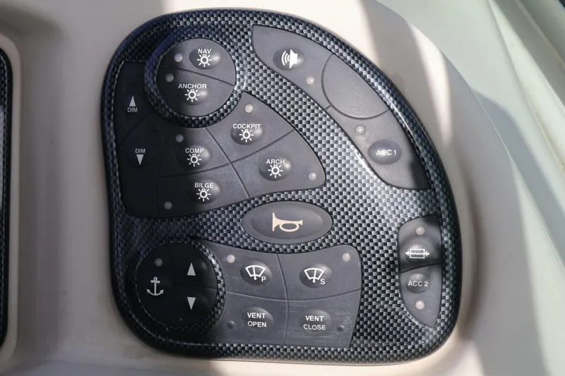 Slide: The Image of Sea Ray 320 Sundancer 2003 - 5024758