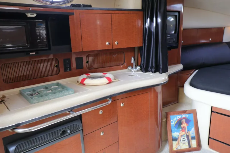 Slide: The Image of Sea Ray 320 Sundancer 2003 - 5024719