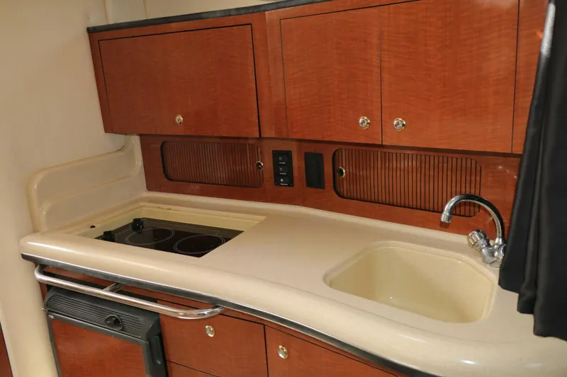 Slide: The Image of Sea Ray 320 Sundancer 2003 - 5024744