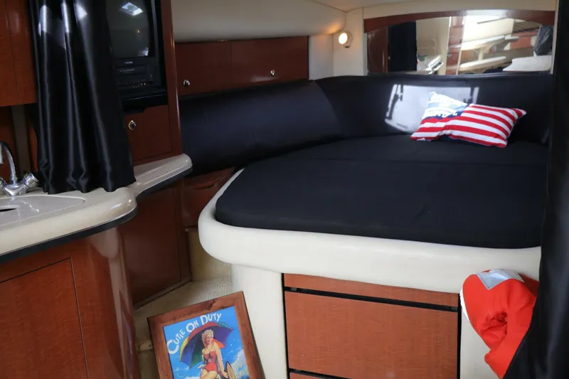 Slide: The Image of Sea Ray 320 Sundancer 2003 - 5024724