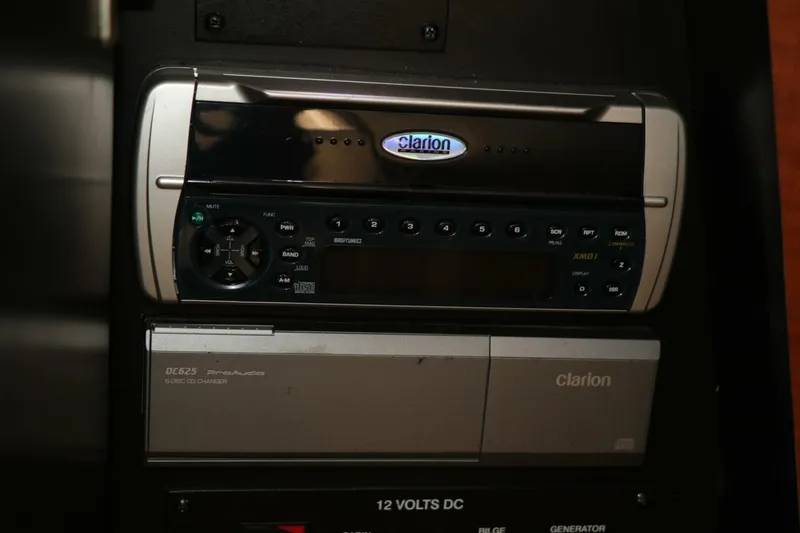 Slide: The Image of Sea Ray 320 Sundancer 2003 - 5024751