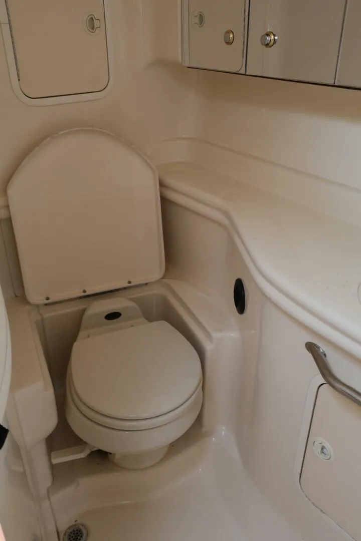 Slide: The Image of Sea Ray 320 Sundancer 2003 - 5024754