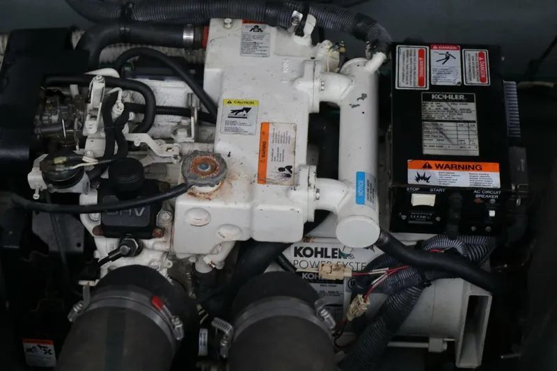 Slide: The Image of Sea Ray 320 Sundancer 2003 - 5024698