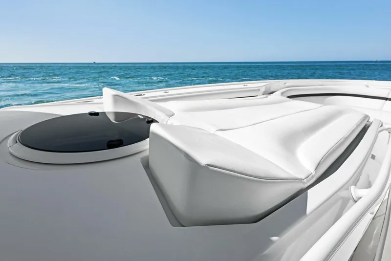 Slide: The Image of 2015 Intrepid 475 Panacea - 5026130