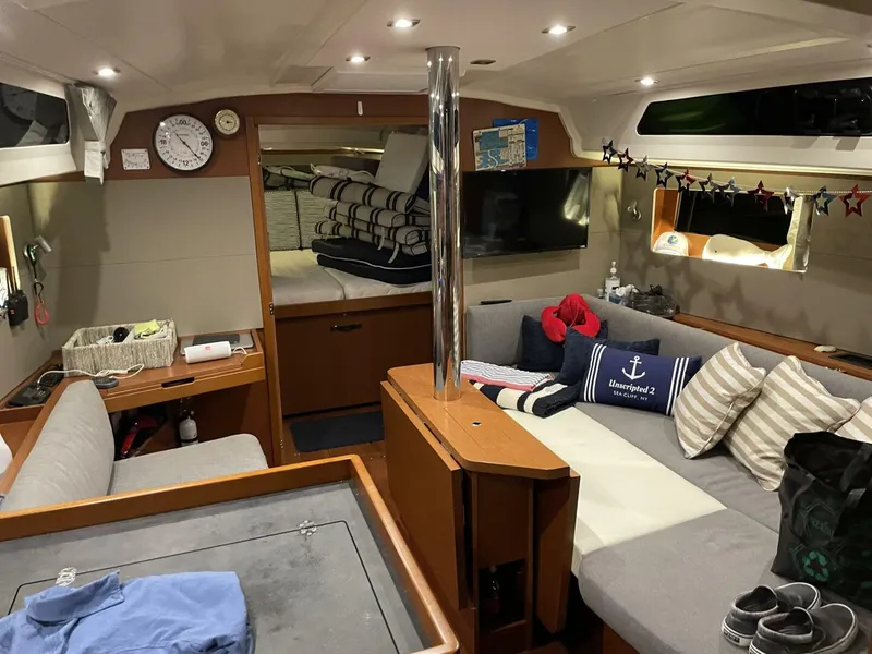 Slide: The Image of Beneteau 41.1 2018 - 5026732