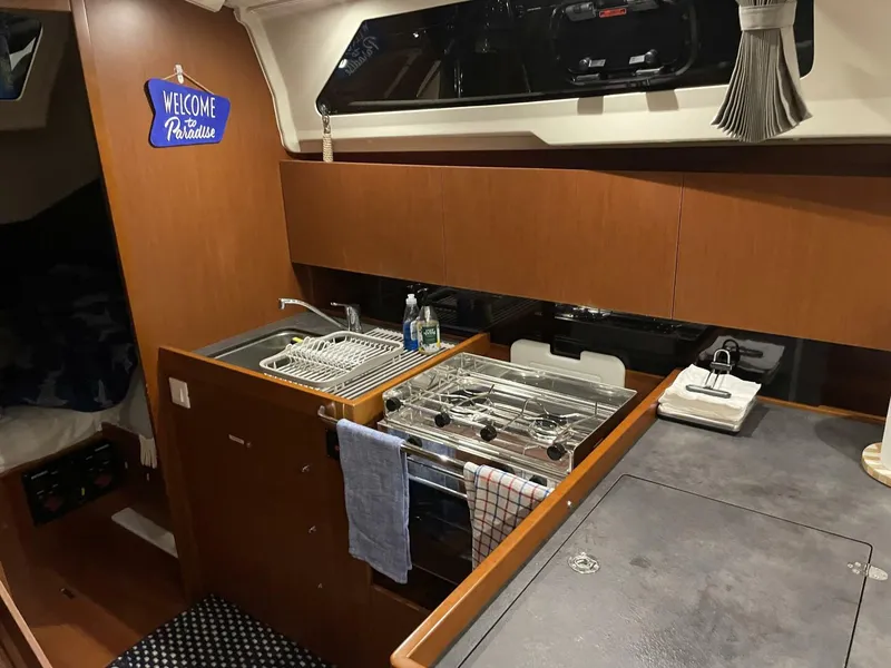 Slide: The Image of Beneteau 41.1 2018 - 5026743