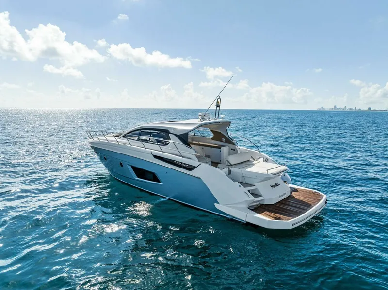 Slide: The Image of Azimut Atlantis 2016 - 5057766