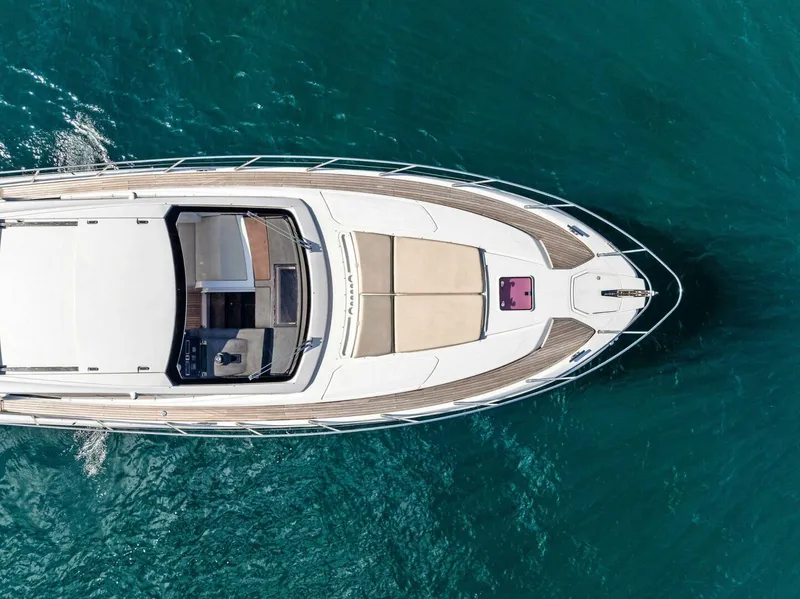 Slide: The Image of Azimut Atlantis 2016 - 5057777