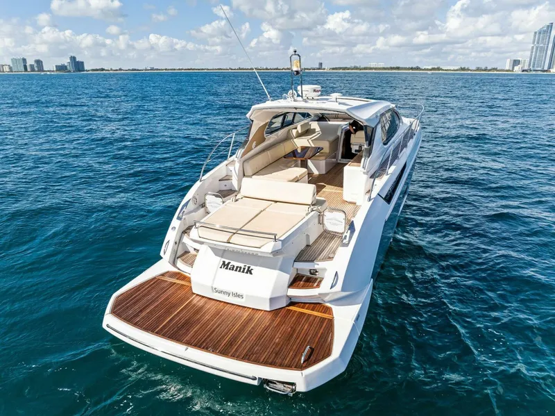 Slide: The Image of Azimut Atlantis 2016 - 5057780