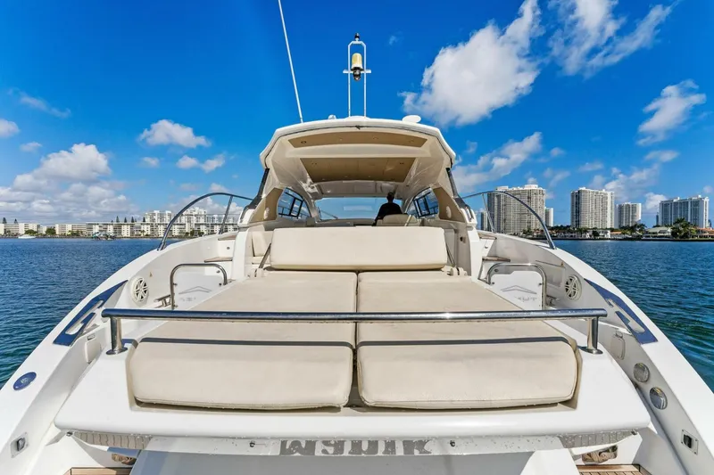 Slide: The Image of Azimut Atlantis 2016 - 5057785