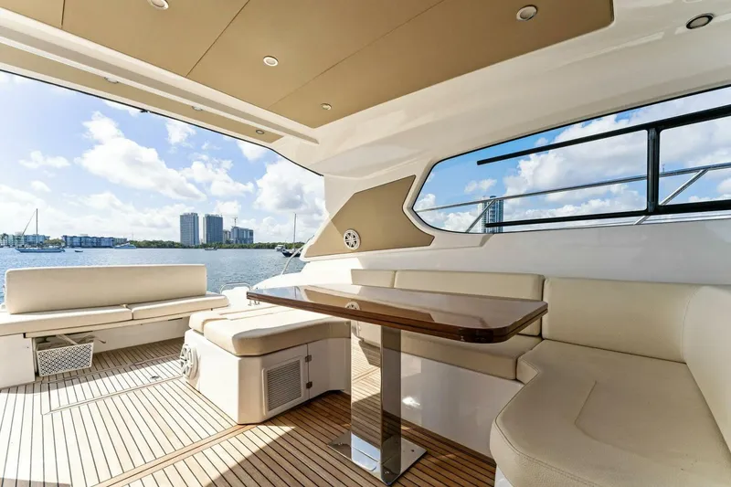 Slide: The Image of Azimut Atlantis 2016 - 5057803