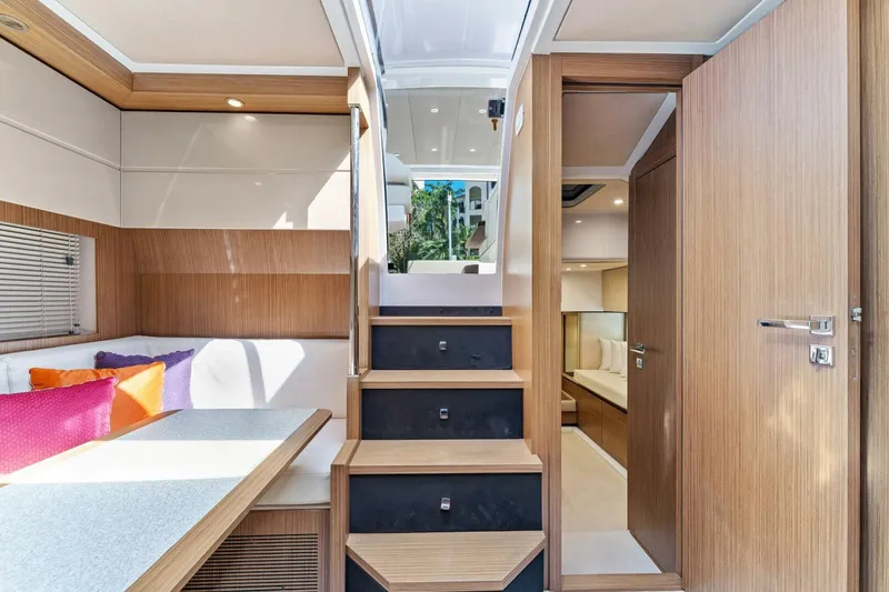 Slide: The Image of Azimut Atlantis 2016 - 5057809