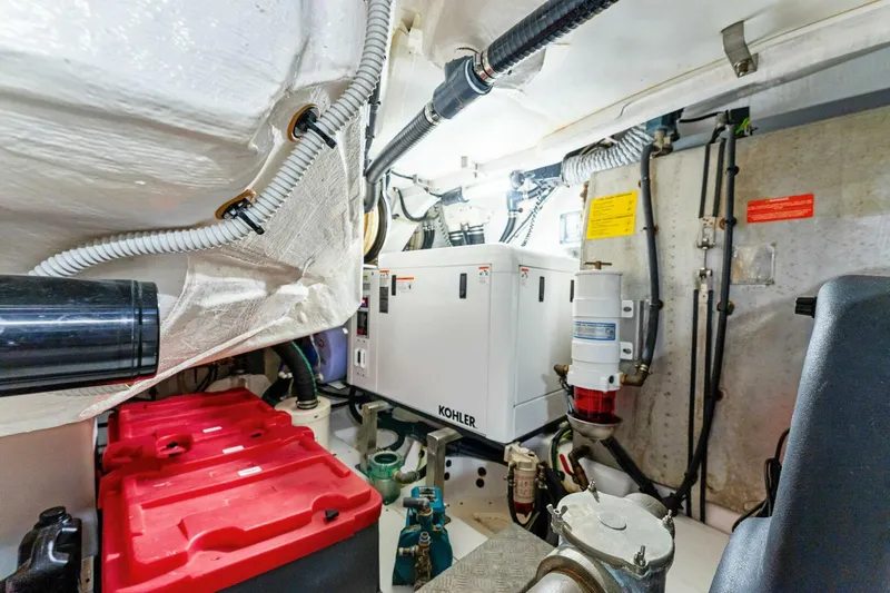 Slide: The Image of Azimut Atlantis 2016 - 5057880