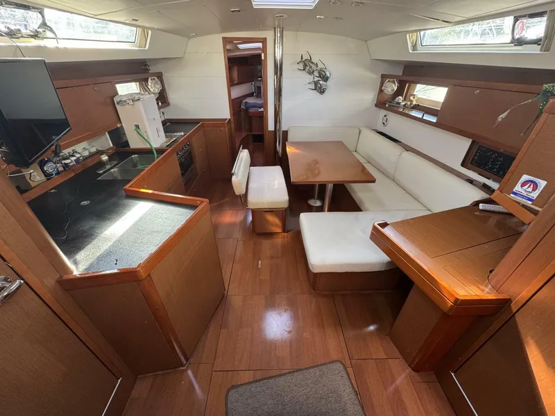 Slide: The Image of Beneteau Oceanis 45 2015 - 5065100