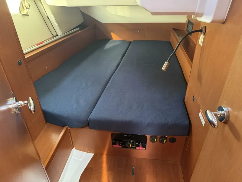 Slide: The Image of Beneteau Oceanis 45 2015 - 5065094