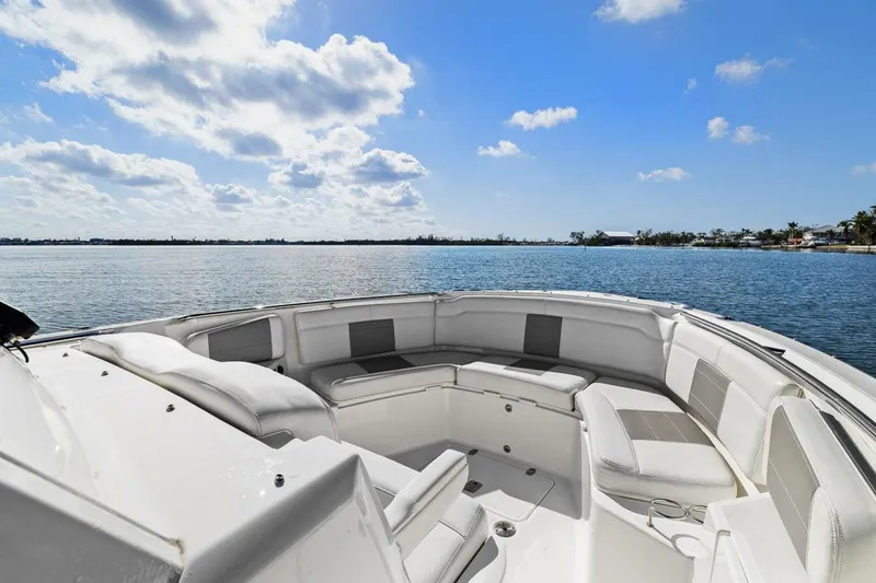 Slide: The Image of Pursuit S328 2021 - 5027838