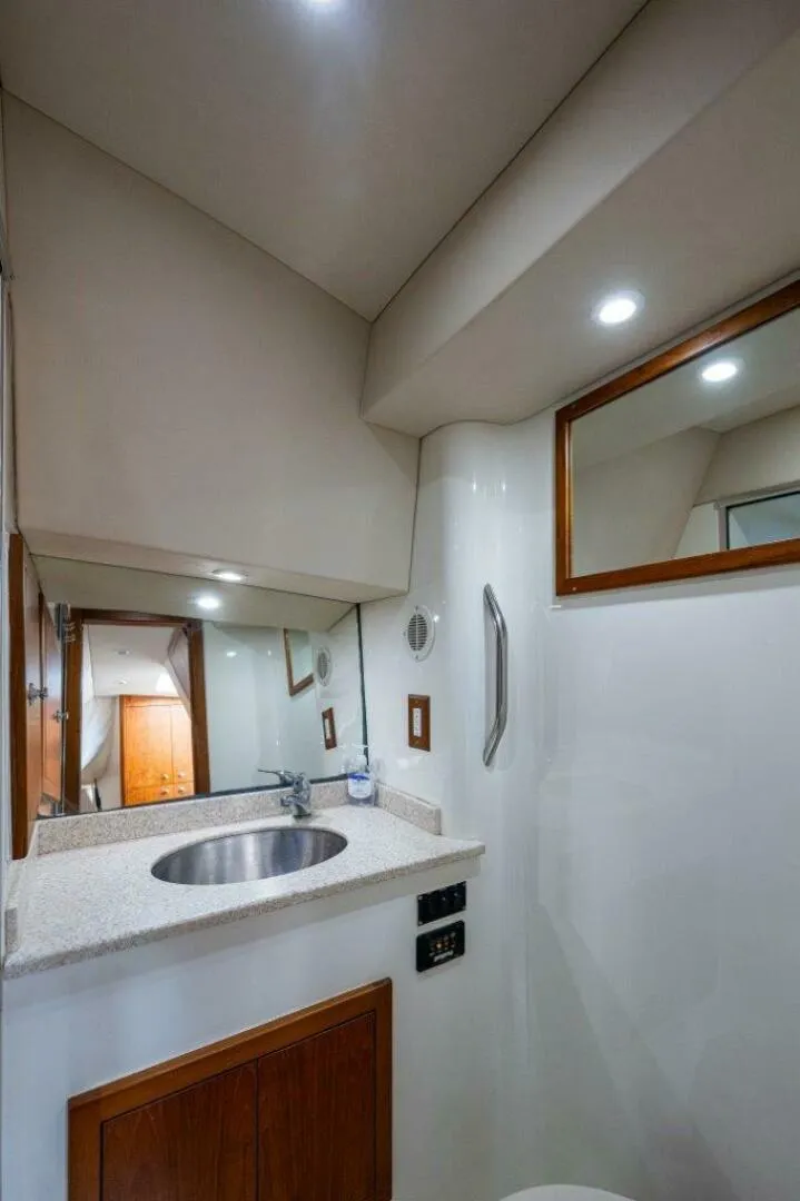 Slide: The Image of Albemarle 36 Sore Subject Head 2007 Albemarle 36 Express Sore Subject - 5028143