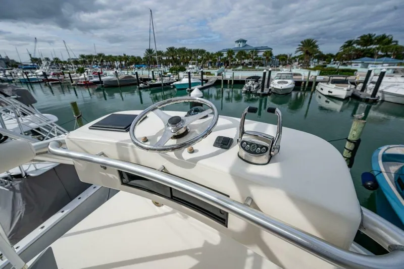 Slide: The Image of Albemarle 36 Sore Subject Tower 2007 Albemarle 36 Express Sore Subject - 5028161