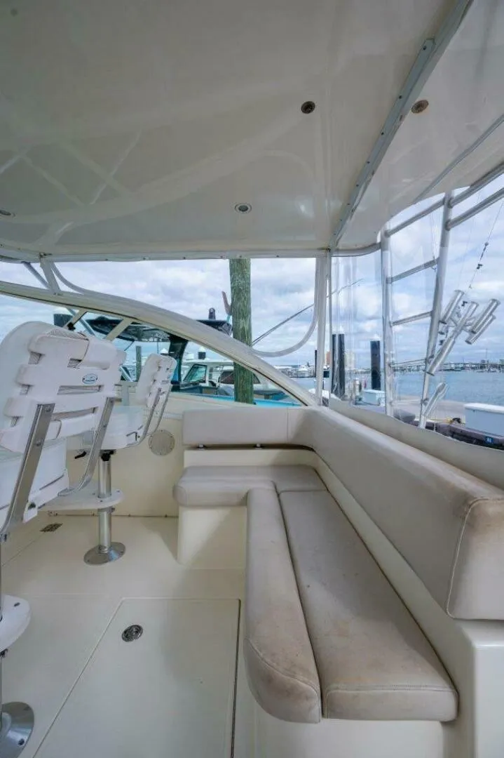 Slide: The Image of Albemarle 36 Sore Subject Helm Deck Seating 2007 Albemarle 36 Express Sore Subject - 5028156