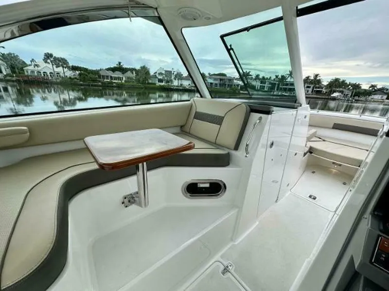 Slide: The Image of Pursuit 2019 325 Dual Console Starboard Seating - 5029364