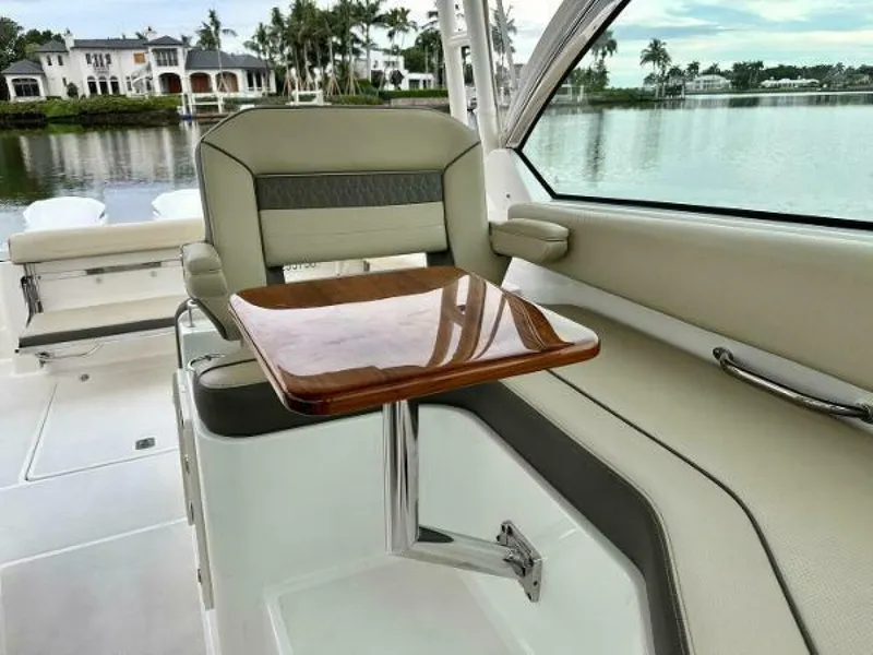 Slide: The Image of Pursuit 2019 325 Dual Console Helm Seating - 5029365