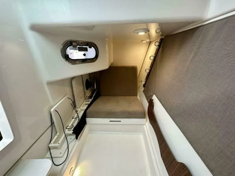 Slide: The Image of Pursuit 2019 325 Dual Console Cabin - 5029369