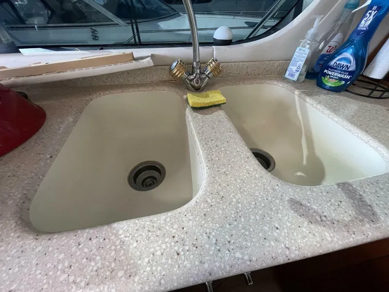 Slide: The Image of Carver Yachts 53 Voyager 1998 - 5029616