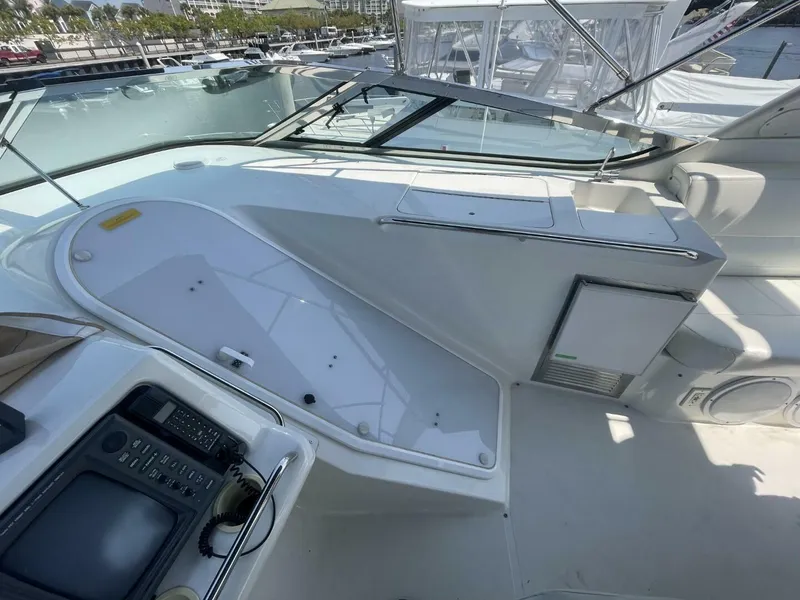 Slide: The Image of Carver Yachts 53 Voyager 1998 - 5029728