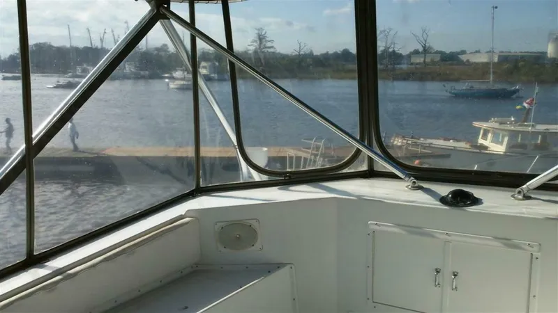 Slide: The Image of Hatteras 52 1987 - 5030154