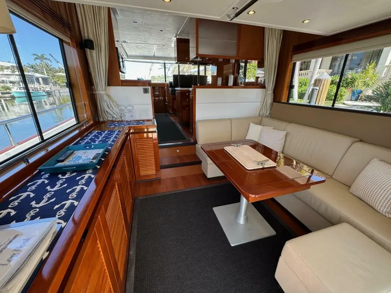 Slide: The Image of 2017 Beneteau Swift Trawler 50- Salon - 5033475