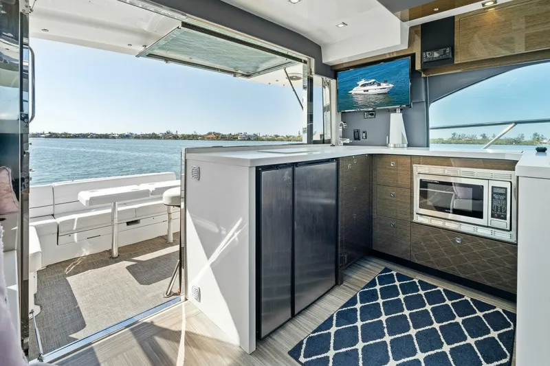 Slide: The Image of 2019 Cruisers 45 Cantius 'My Everything' Galley - 5031246