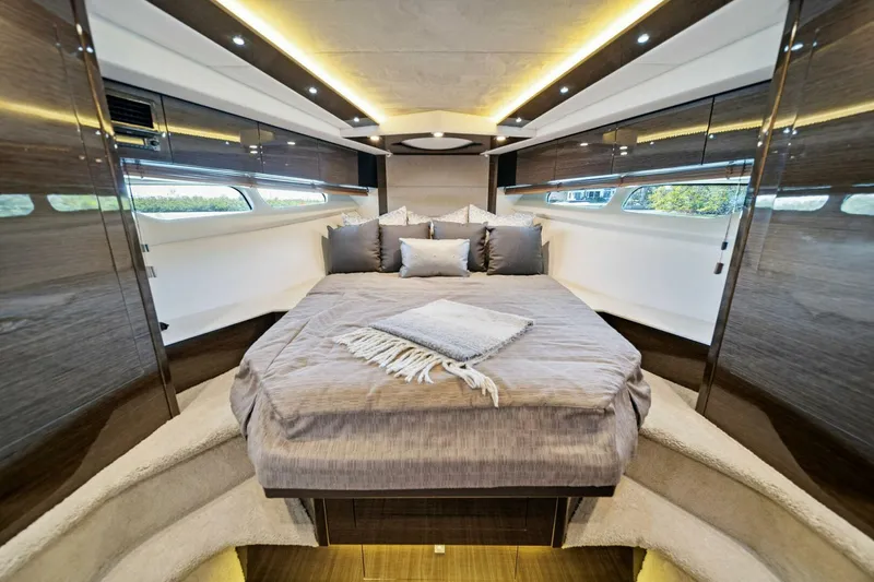 Slide: The Image of 2019 Cruisers 45 Cantius 'My Everything' Forward Stateroom - 5031220