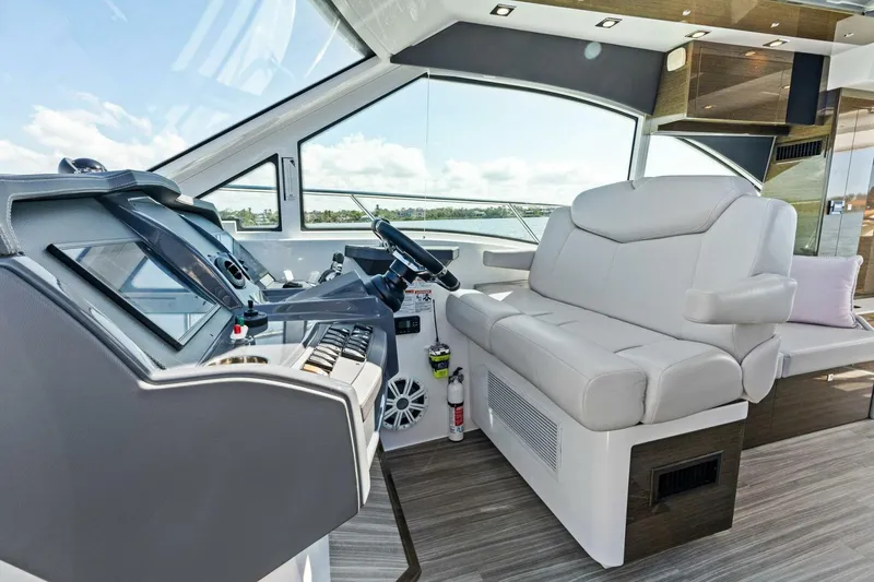 Slide: The Image of 2019 Cruisers 45 Cantius 'My Everything' Helm - 5031256