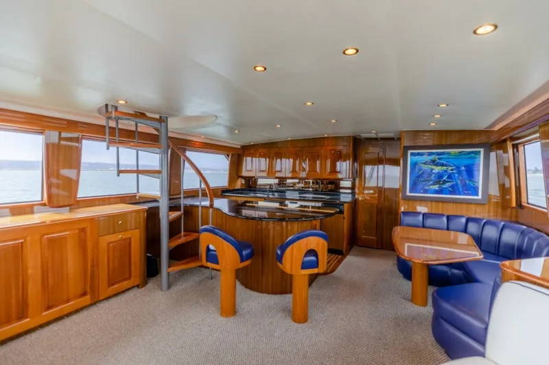 Slide: The Image of 2006 Viking 74 Convertible - KICKBACK - 5031407