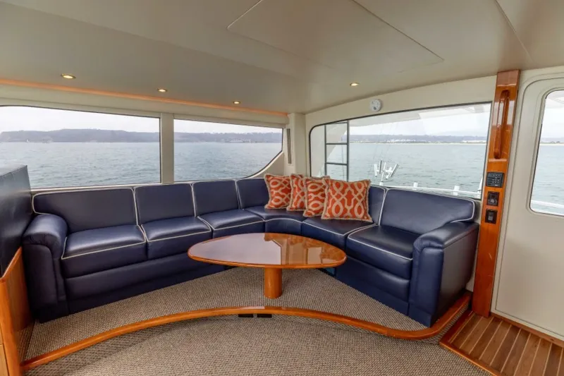 Slide: The Image of 2006 Viking 74 Convertible - KICKBACK - 5031411