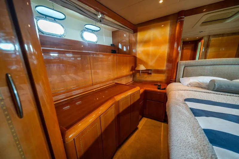 Slide: The Image of Mangusta 80 2001 - 5031845