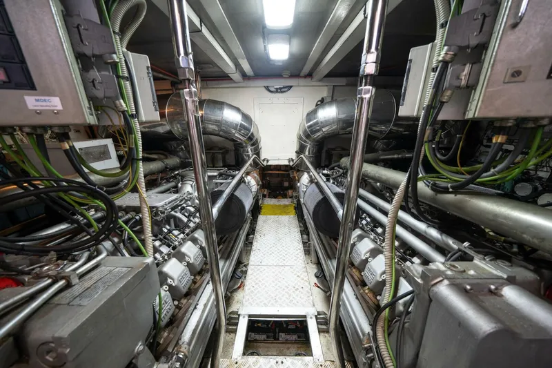 Slide: The Image of Mangusta 80 2001 - 5031863