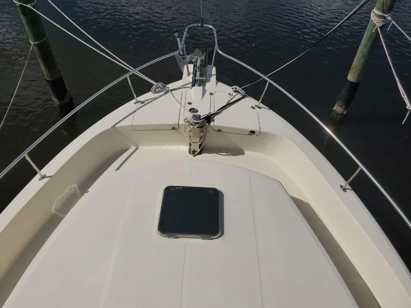 Slide: The Image of Mainship 400 Trawler 2007 - 5040338