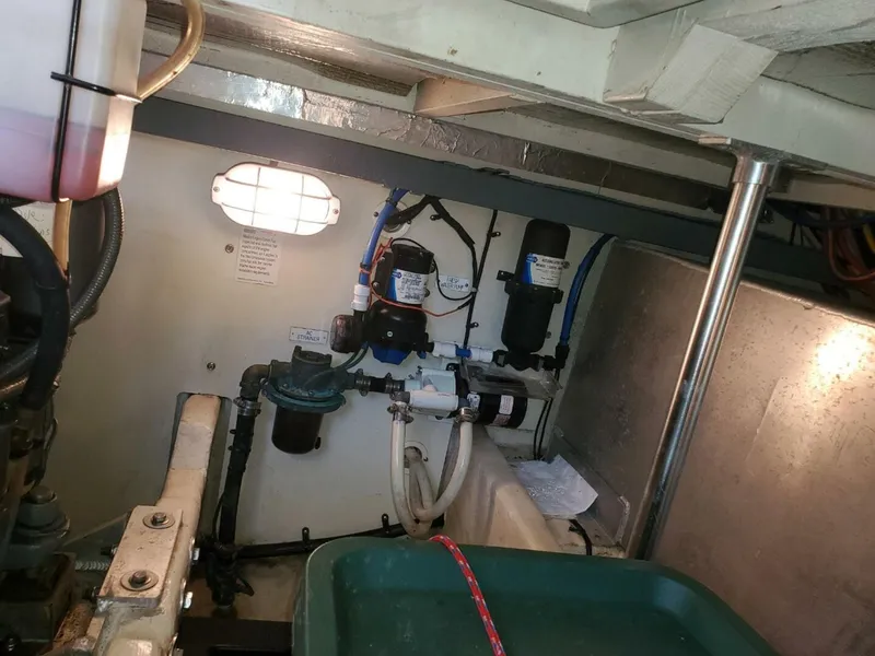 Slide: The Image of Mainship 400 Trawler 2007 - 5040341