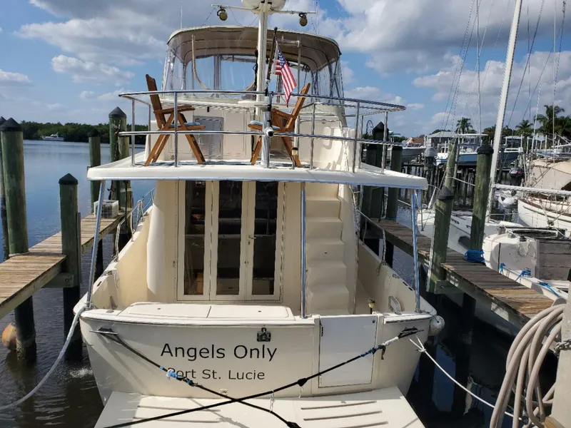 Slide: The Image of Mainship 400 Trawler 2007 - 5040323