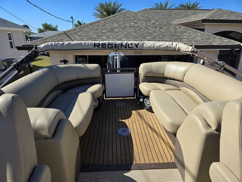 Slide: The Image of Regency 25 2017 - 5033866