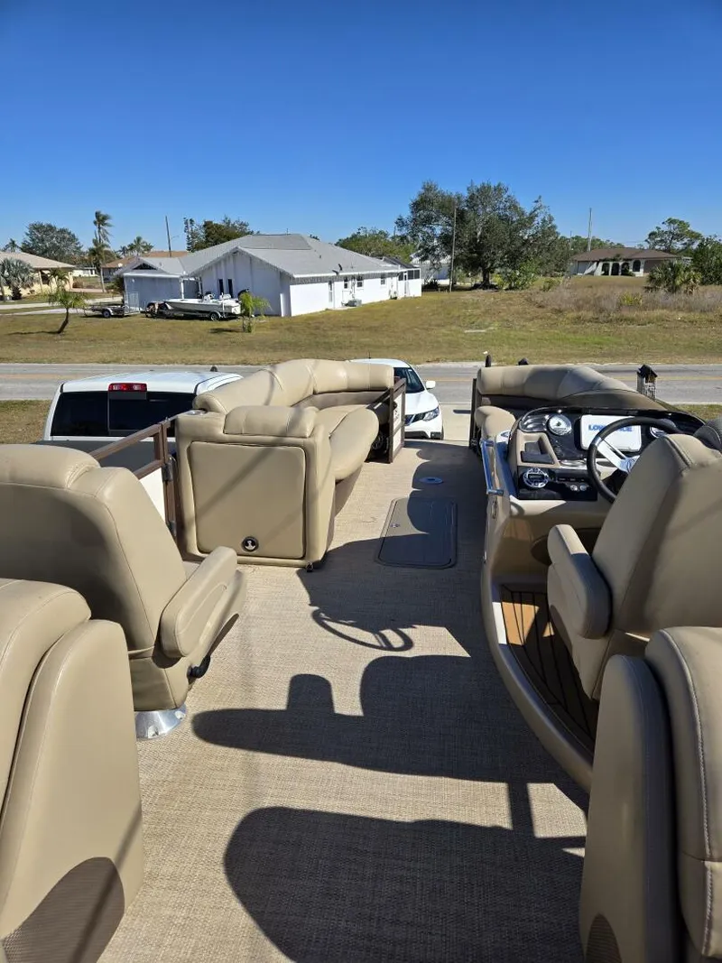 Slide: The Image of Regency 27 2017 - 5033867